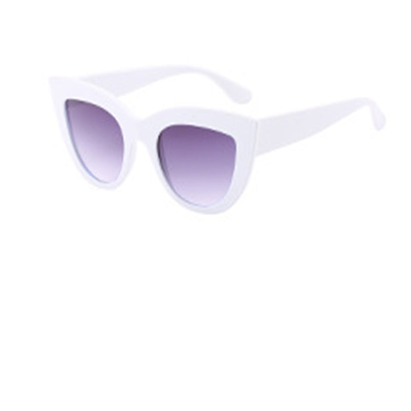 VUE Bold Retro-Trendy Cat Eye Sunglasses