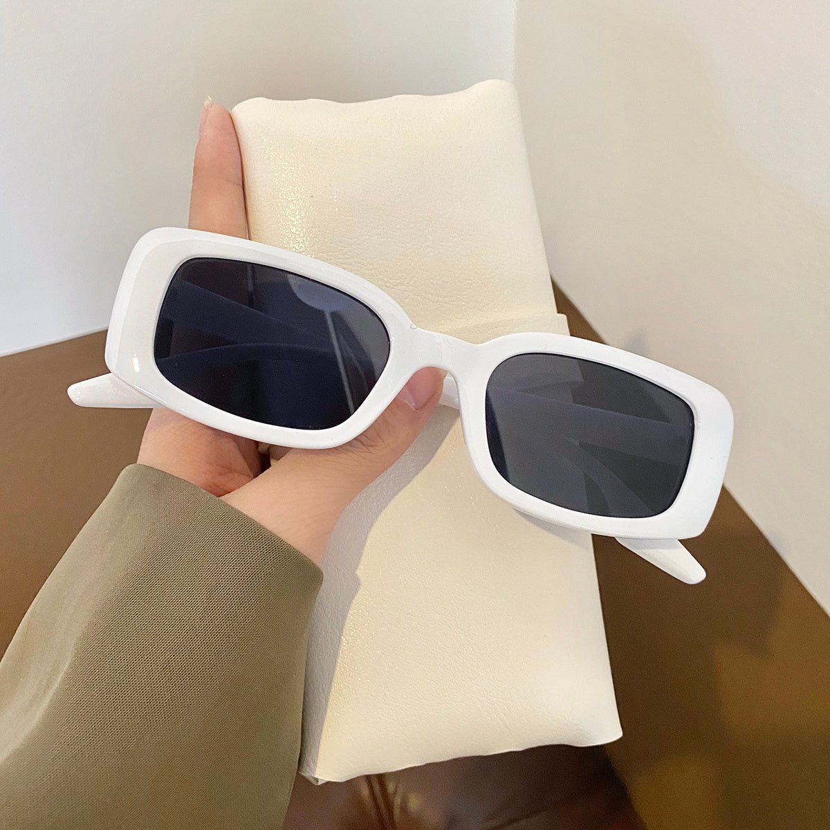 VUE Concave Retro Box Sunglasses – UV400 Street Style Shades