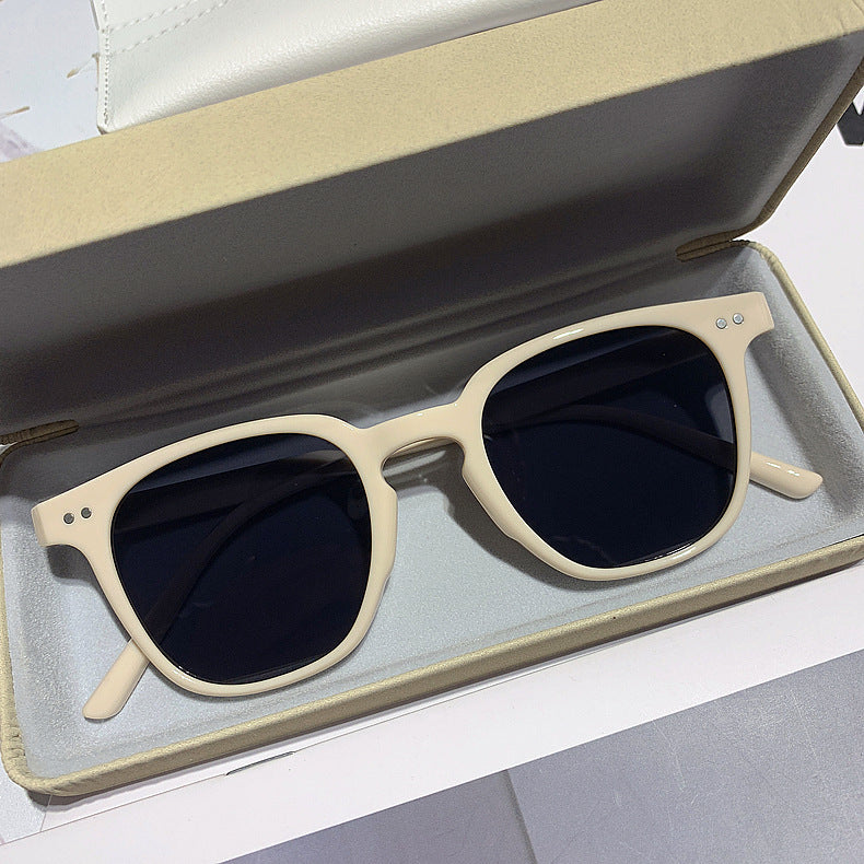 VUE Box Frame Sunglasses – Trendy, Protective & Made for the Outdoors