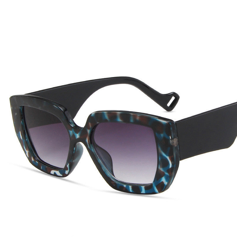 VUE Bold Polygon Contrast Frame Sunglasses – Retro Statement Eyewear